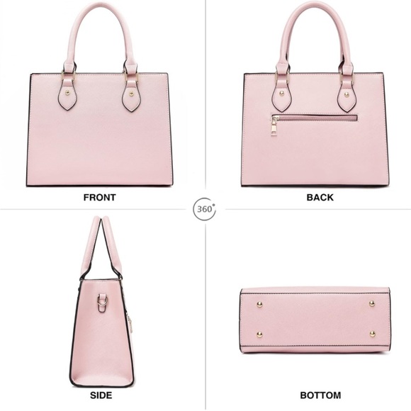 CHICAROUSAL Crossbody Purse // Light Pink - Picture 4 of 12